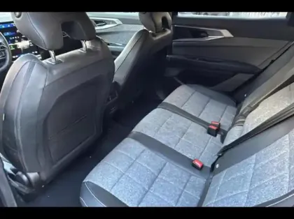 Photo 9 Renault Espace  1.2 E-Tech full hybrid 200ch Techno