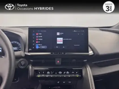 Photo 14 Toyota C-HR  2.0 Hybride Rechargeable 225ch Design MY25