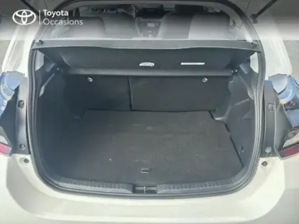 Photo 9 Toyota Yaris Gén. IV Ph1 Dynamic 5
