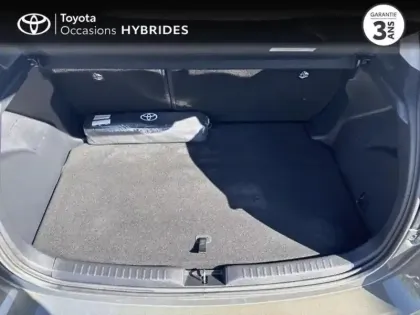 Photo 9 Toyota Yaris  116h Dynamic Business 5p + Programme Beyond Zero Academy MY22