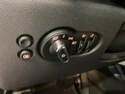 Photo 8 Mini Mini  Cooper SE 184ch Edition Premium Plus BVA 5CV