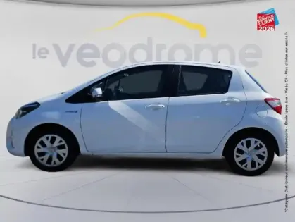 Photo 8 Toyota Yaris  100h France Business 5p MY19