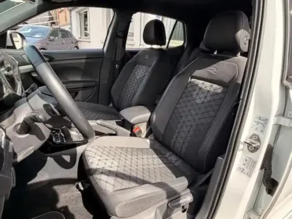 Photo 11 Volkswagen T-cross  1.0 TSI 116ch R-Line Edition DSG7