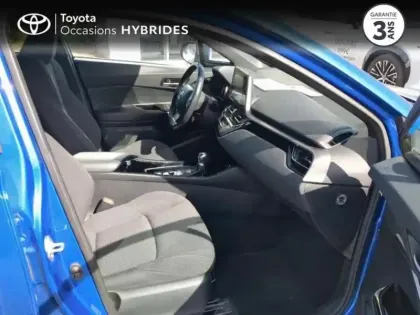 Photo 5 Toyota C-HR  122h Edition 2WD E-CVT RC18
