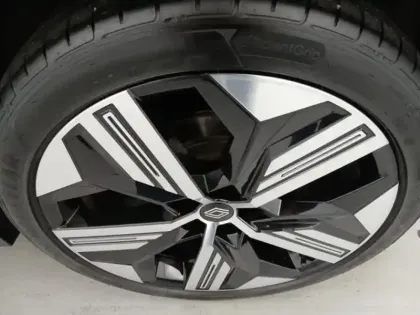 Photo 11 Renault Megane  E-Tech Electric 220ch Iconic autonomie confort -25