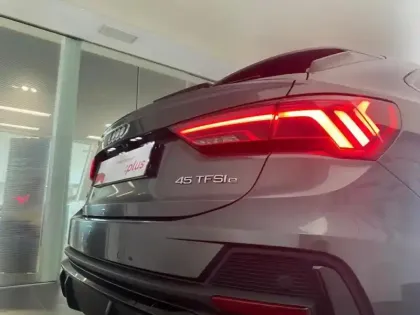 Photo 7 Audi Q3  Sportback 45 TFSI e 245ch S line S tronic 6