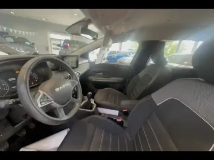 Photo 8 Dacia Jogger  1.0 ECO-G 100ch Extreme+ 7 places