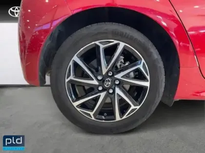 Photo 8 Toyota Yaris  116h Design 5p MY22