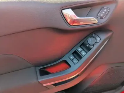 Photo 9 Ford Fiesta  1.0 Flexifuel 95ch Titanium Business 5p