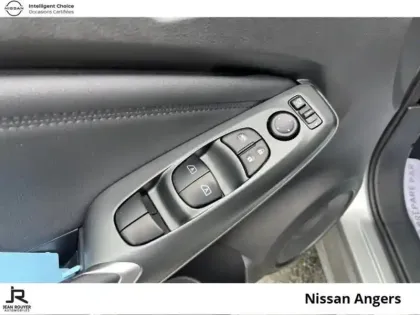 Photo 13 Nissan Juke  1.6 Hybrid 143ch N-Connecta