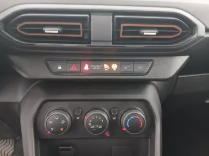 Photo 12 Dacia Sandero  1.0 ECO-G 100ch Stepway Essential