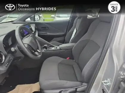 Photo 10 Toyota C-HR  1.8 Hybride 140ch Design MY25