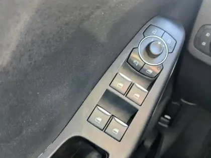 Photo 14 Ford Puma  1.0 Flexifuel 125ch S&S mHEV Titanium