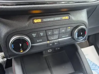 Photo 14 Ford Kuga  2.5 Duratec 190ch FHEV E85 ST-Line BVA