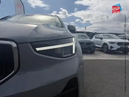 Photo 12 Volvo Xc40  B3 163ch Essential DCT 7