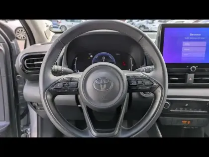 Photo 13 Toyota Yaris  116h Design Pack 5p MC24