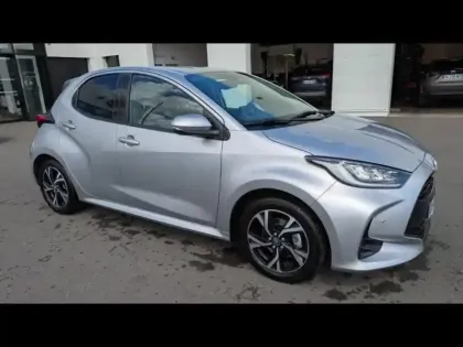 Photo 8 Toyota Yaris  116h Design Pack 5p MC24