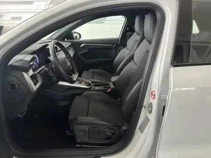 Photo 14 Audi A3  Sportback 35 TDI 150ch S line S tronic 7