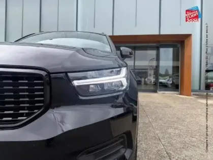 Photo 12 Volvo Xc40  T2 129ch R-Design Geartronic 8