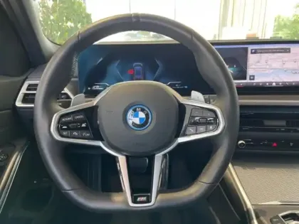 Photo 5 BMW Serie 3 Série 3 Touring 330eA 292ch M Sport