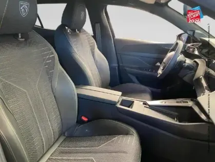 Photo 19 Peugeot 408  Hybrid 145ch GT e-DCS6