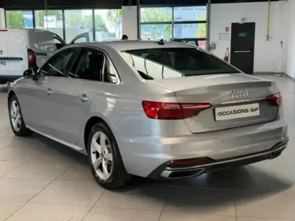 Photo 6 Audi A4  35 TFSI 150ch Business line S tronic 7