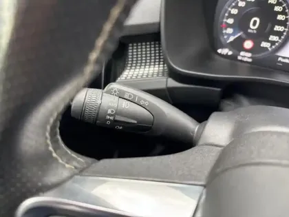 Photo 14 Volvo Xc40  T5 Recharge 180 + 82ch R-Design DCT 7