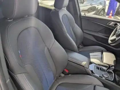 Photo 13 BMW Serie 1 Série 1 118iA 136ch M Sport DKG7