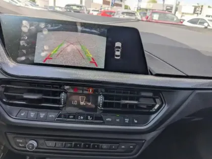 Photo 14 BMW Serie 1 Série 1 118iA 136ch M Sport DKG7