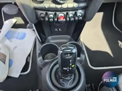 Photo 13 Mini Mini  Cooper 136ch Edition Greenwich BVA7 109g