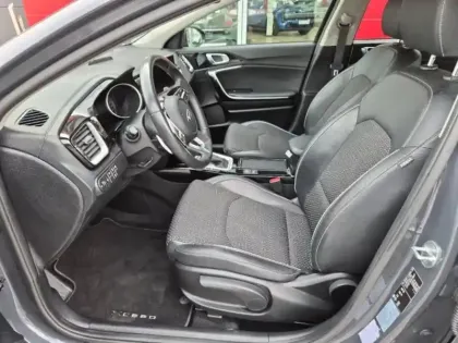 Photo 9 Kia Xceed  1.6 GDi 105ch + Plug-In 60.5ch Active DCT6