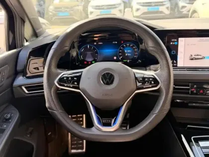 Photo 31 Volkswagen Golf  1.4 eHybrid 245ch GTE DSG6
