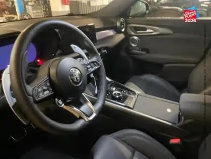 Photo 29 Alfa Romeo Tonale  1.3 Ibrida Plug-In 280ch Veloce AT6 e-Q4