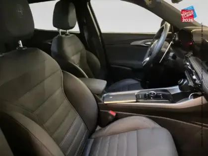 Photo 19 Alfa Romeo Tonale  1.3 Ibrida Plug-In 280ch Veloce AT6 e-Q4