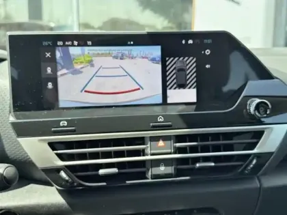 Photo 11 Citroën C4  1.2 130ch S&S MAX Automatique