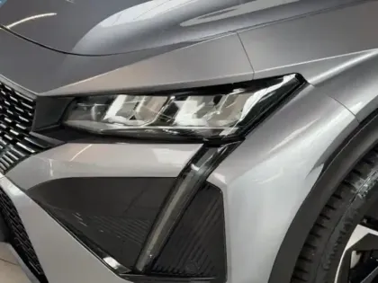 Photo 8 Peugeot 408  PHEV 180ch Allure e-EAT8