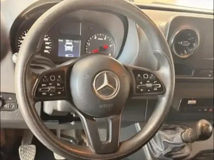 Photo 9 Mercedes Sprinter  Fg 311 CDI 39 3T5 First 12M3 (17415?ht)