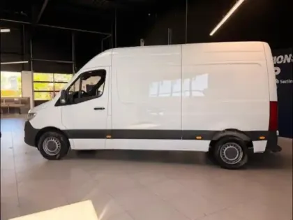 Photo 7 Mercedes Sprinter  Fg 311 CDI 39 3T5 First 12M3 (17415?ht)