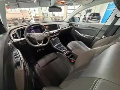 Photo 10 Opel Grandland  1.5 D 130ch Elegance Business BVA8 MY23