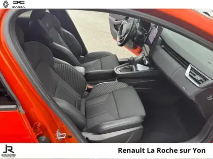 Photo 14 Renault Clio  1.6 E-Tech 145ch full hybrid esprit Alpine - 24