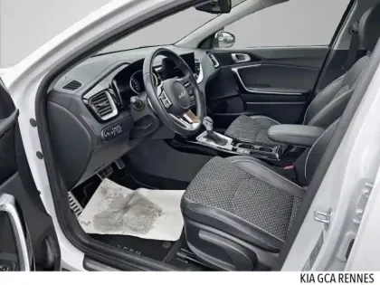 Photo 12 Kia Xceed  1.5 T-GDI 160ch Design DCT7 MY22