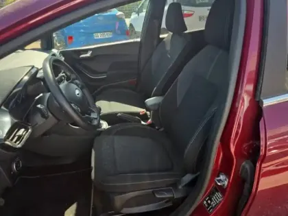 Photo 8 Ford Fiesta  1.0 EcoBoost Hybrid 125ch Titanium Business 5p