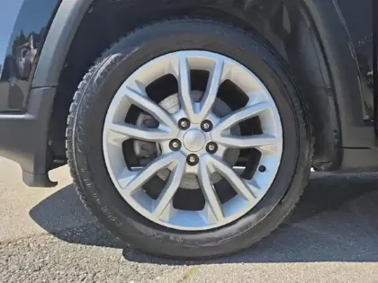 Photo 7 Jeep Compass  1.3 GSE T4 150ch Limited 4x2 BVR6