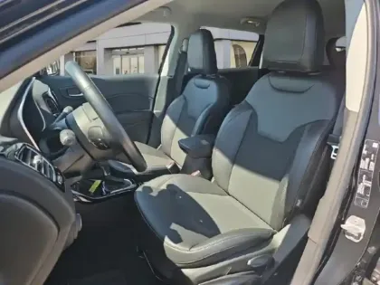 Photo 9 Jeep Compass  1.3 GSE T4 150ch Limited 4x2 BVR6