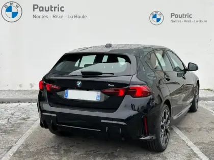 Photo 16 BMW Serie 1 Série 1 116A 122ch M Sport Design DKG7