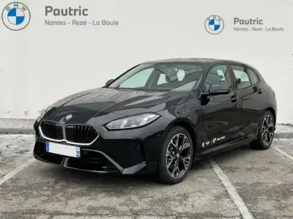 Photo 15 BMW Serie 1 Série 1 116A 122ch M Sport Design DKG7