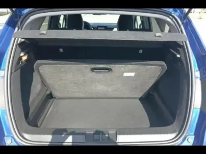 Photo 11 Renault Captur  1.3 TCe 140ch FAP Intens -21