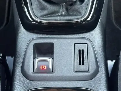 Photo 10 Opel Corsa  1.2 Turbo 100ch GS