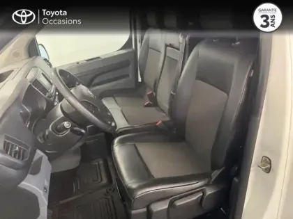 Photo 10 Toyota Proace  Medium 75kWh Business Electric RC21