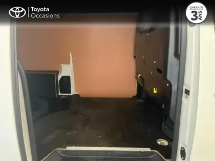 Photo 11 Toyota Proace  Medium 75kWh Business Electric RC21